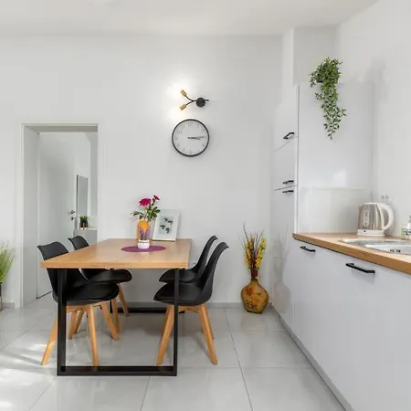 アパート Lukic Fažana